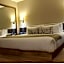 Hotel Plaza Revolucion