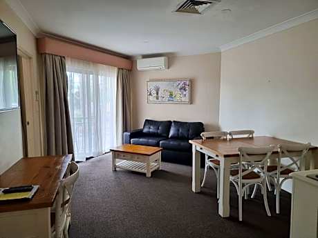 Executive King Suite - Balcony