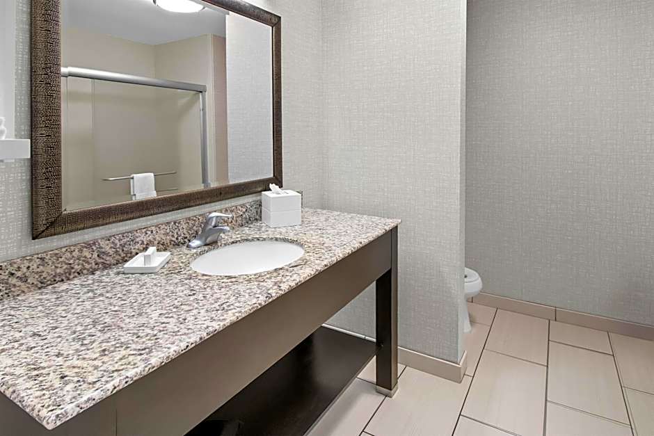 Hampton Inn By Hilton Middletown