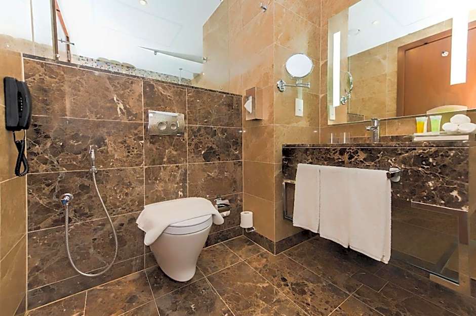 Holiday Suites Al Azizia