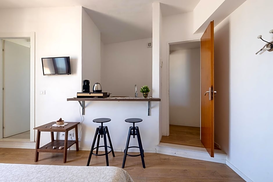 Tauromenion Guest House