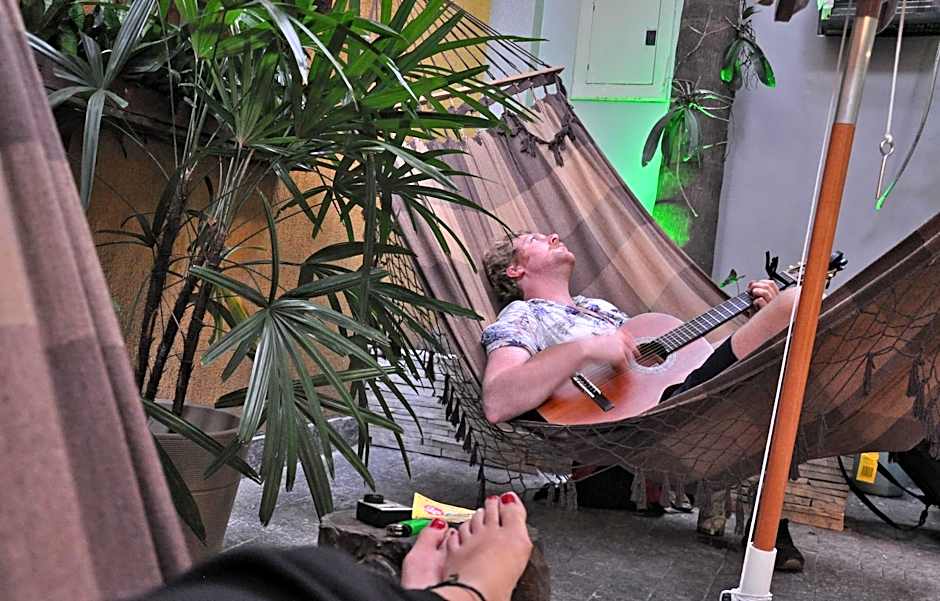 Mango Tree Ipanema Hostel