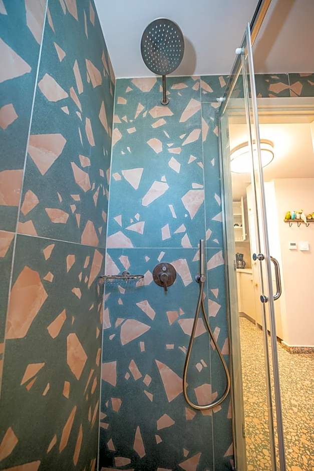 Pink Panther Maisonette Suite