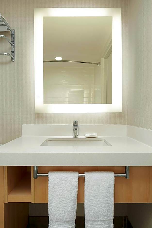 Delta Hotels by Marriott Prince Edward