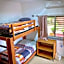 Yaxche Centro Hostal y Camping