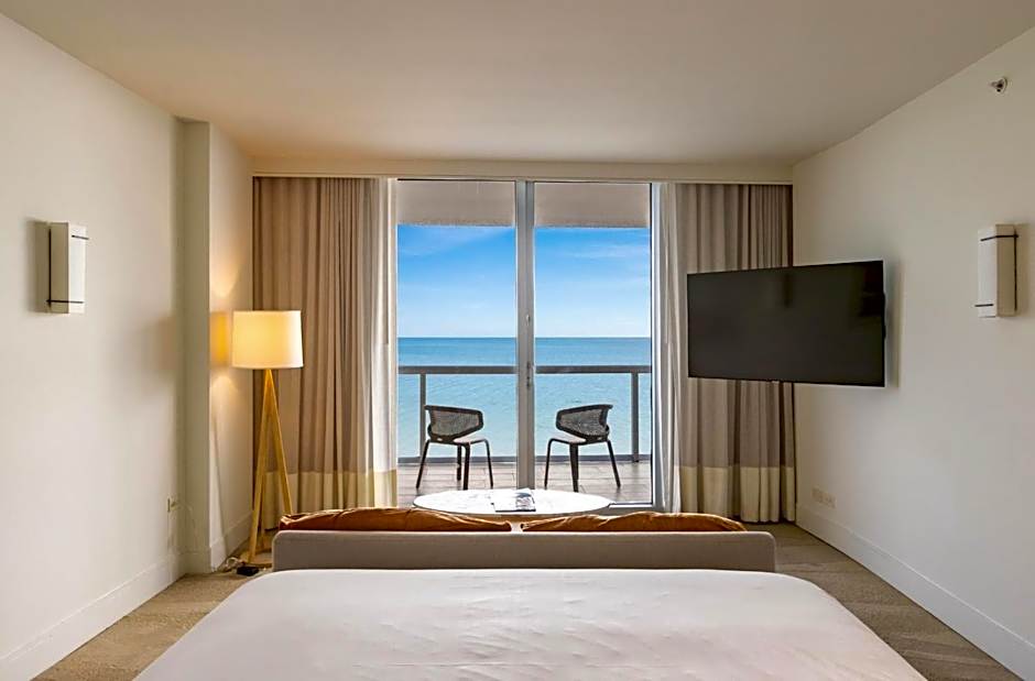 Photo 1 of 3 of Junior 1 King Bed Suite, Accessible, Ocean front, Balcony