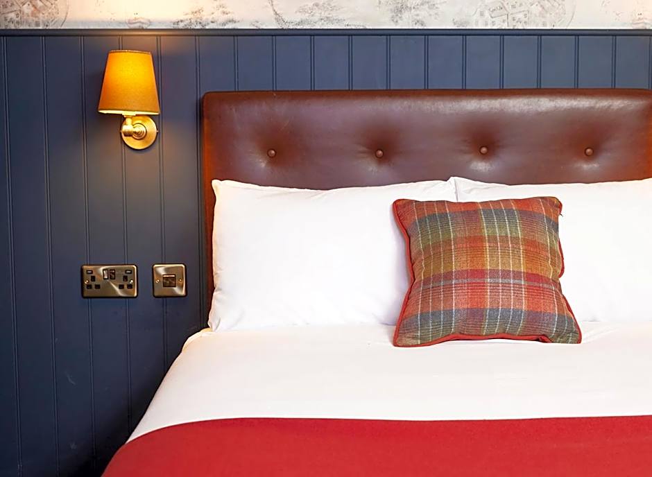 Castle Hotel by Chef & Brewer Collection
