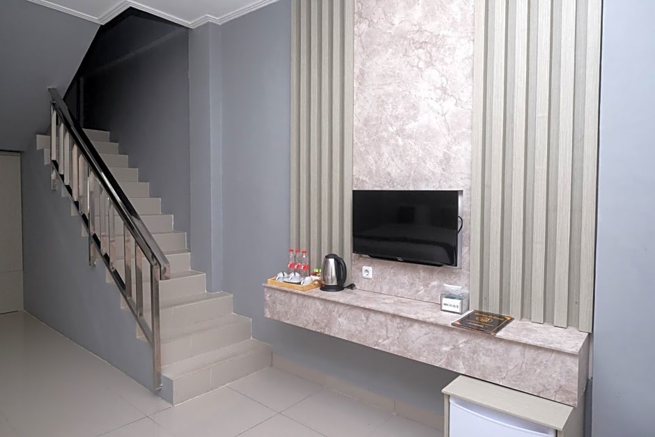 Urbanview Hotel DJ Inn Tegal