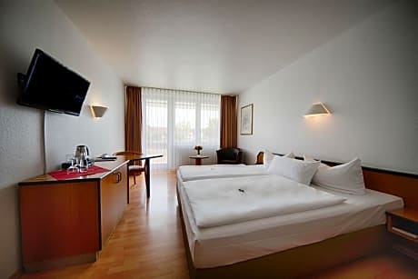 Triple Room with Private Bathroom