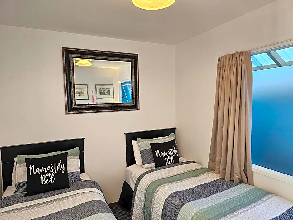 Albert Number 6 Motel
