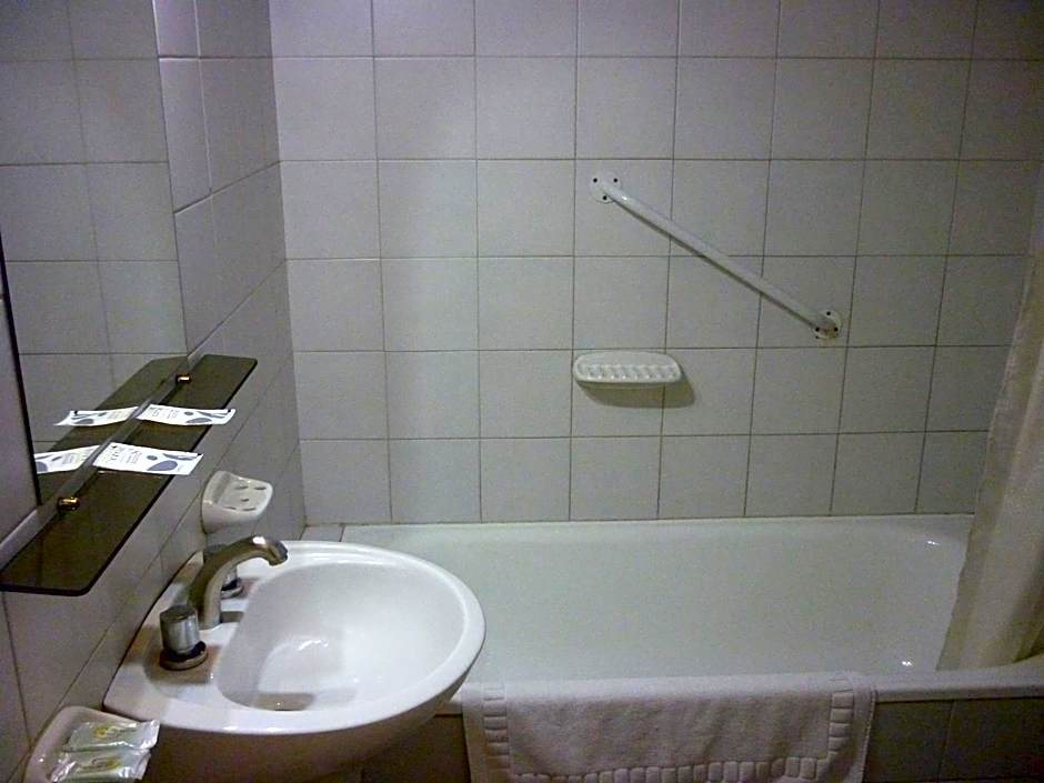 Hotel Puerta del Sol