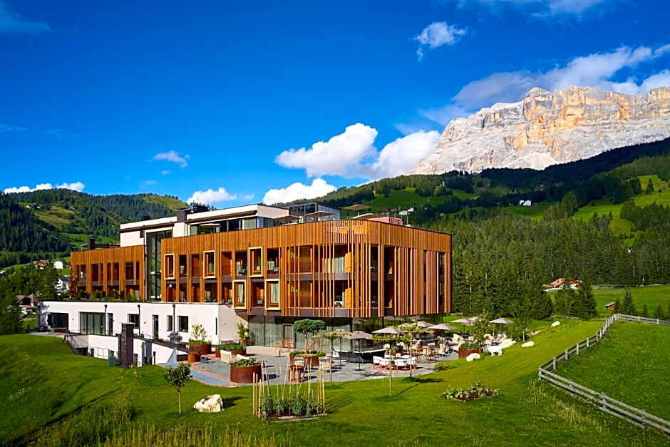 Photo 1 of 50 of Hotel Badia Hill