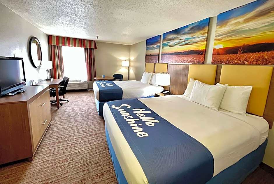 Days Inn by Wyndham Rayne