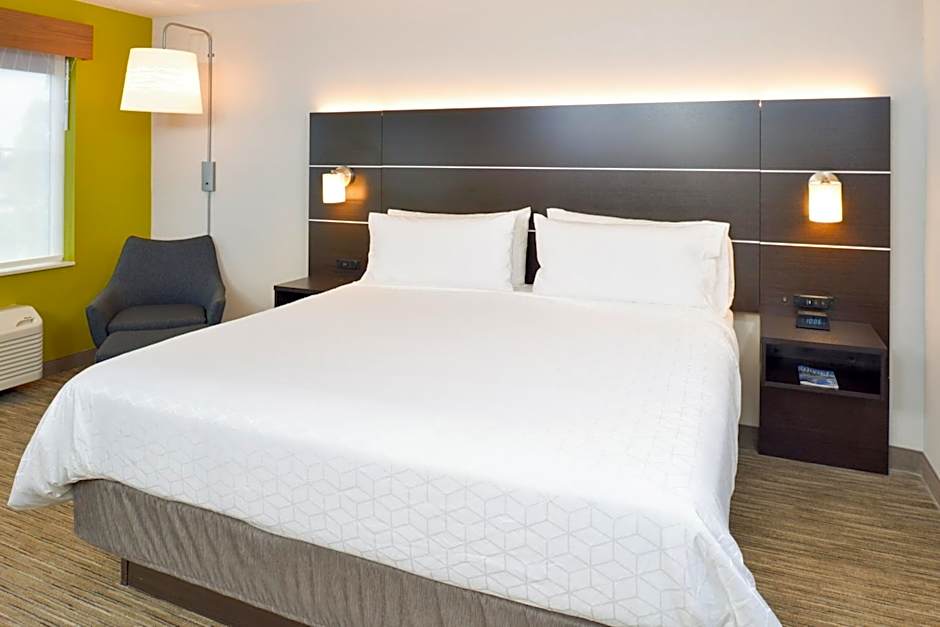 Holiday Inn Express Wixom By IHG