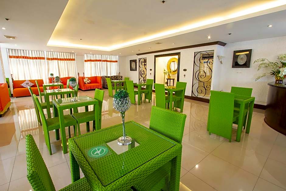 Eurotel Las Pinas Hotel