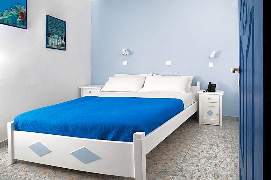 Roula Villa Studios & Apartments