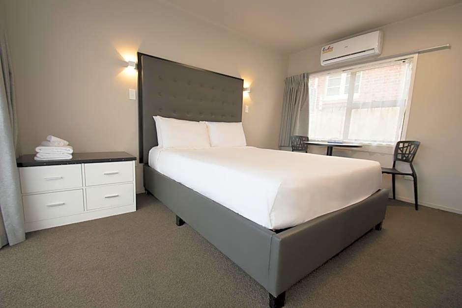 Middlemore Motel