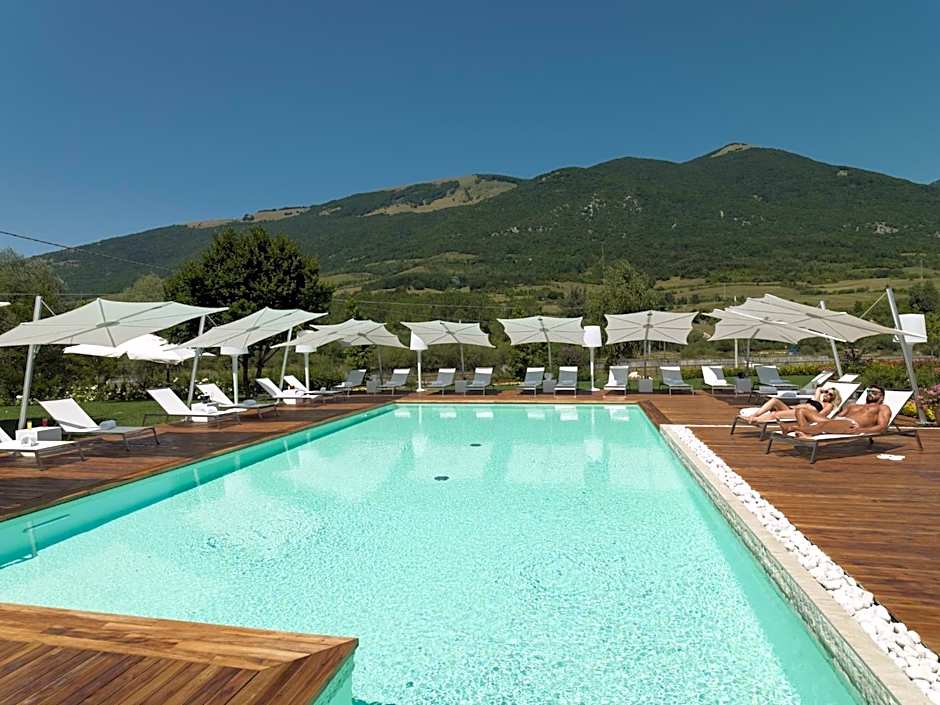 Sport Village Hotel & Spa