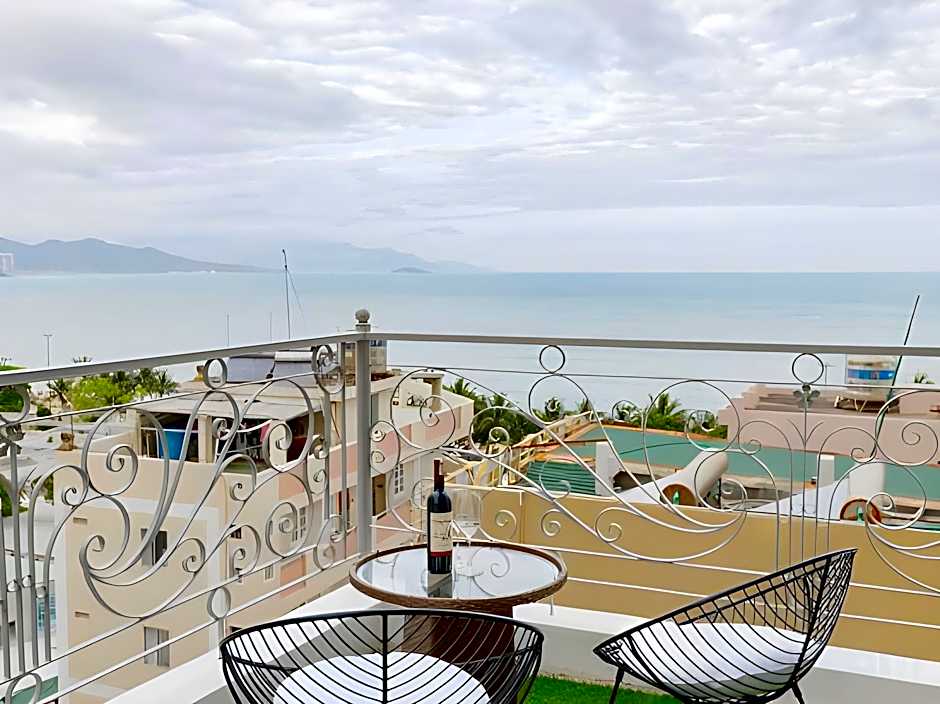 Paris Nha Trang Hotel
