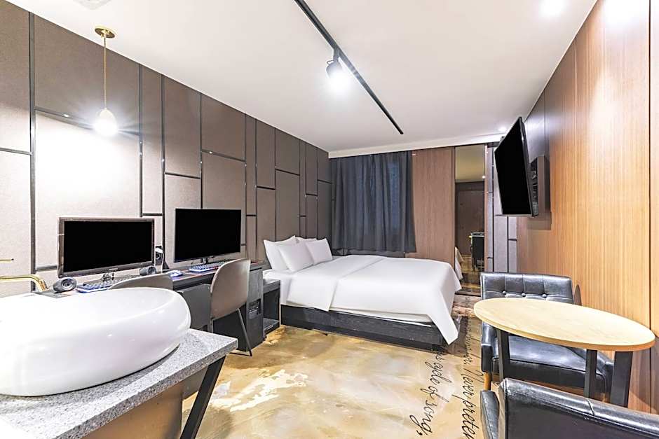 Anyang Premier Hotel XYM