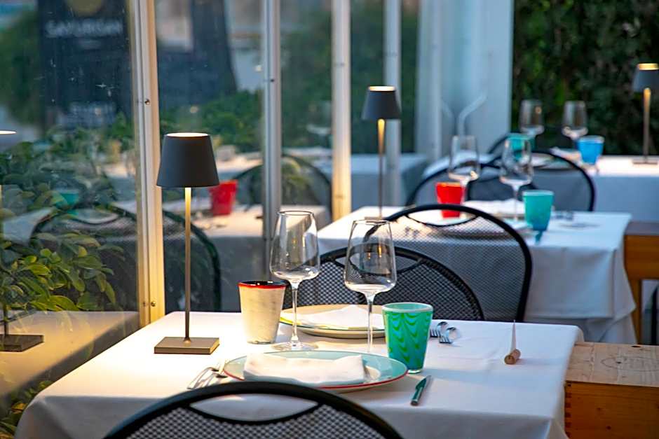 LA BANCHINA LUXURY SUITES