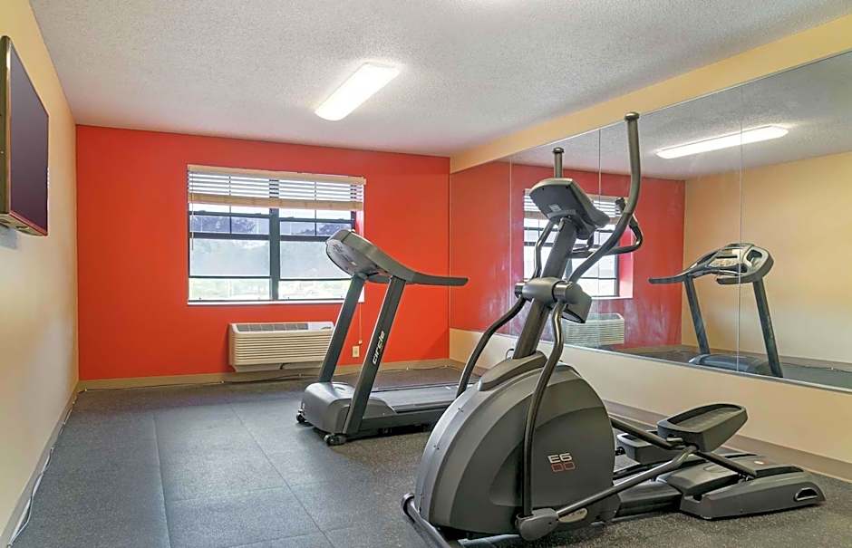 Extended Stay America Suites - Detroit - Dearborn