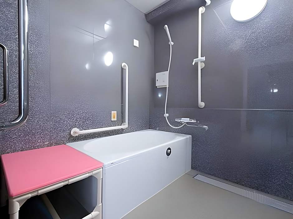 Toyoko Inn Ebina-eki Higashi-guchi