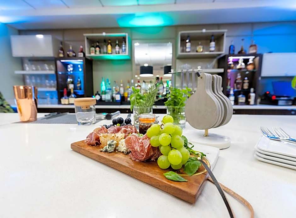 Kellogg Conference Hotel