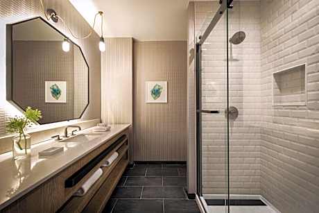 Premium Queen Room with Two Queen Beds