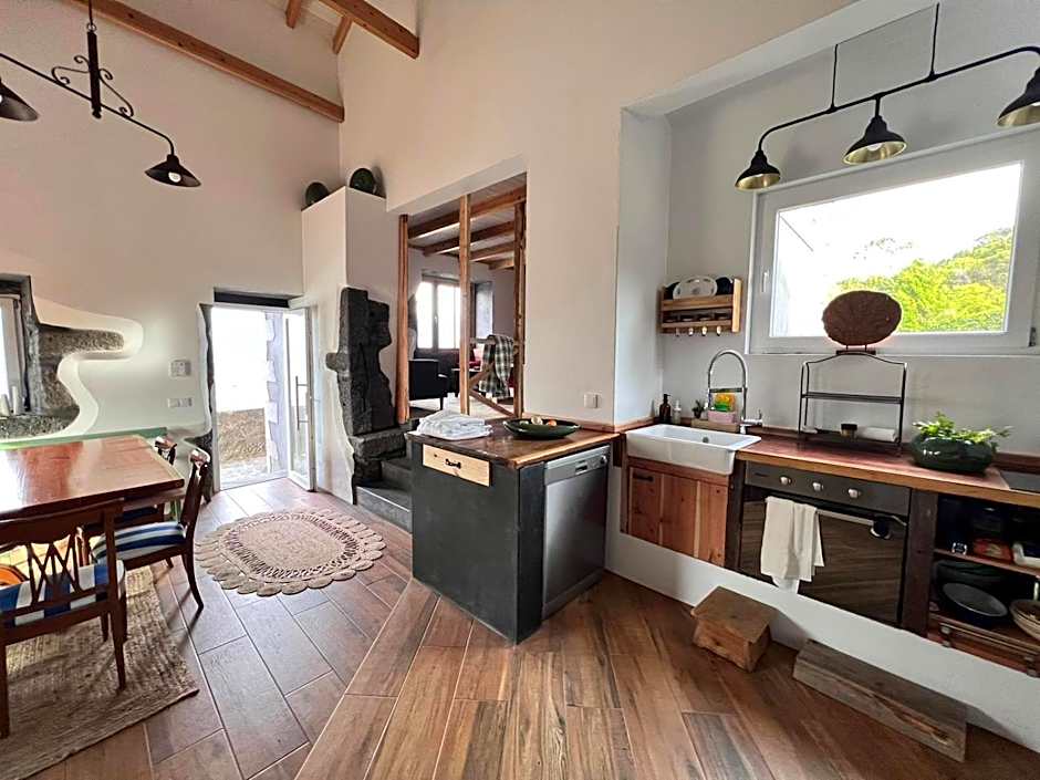 Waka Sun Rise Pico Azores