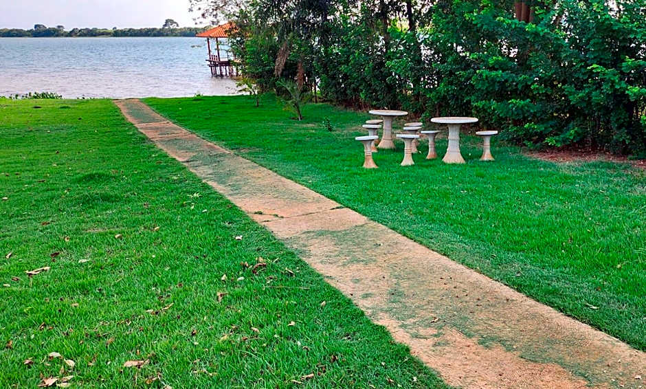 Otimo rancho com churrasqueira - Miguelopolis SP