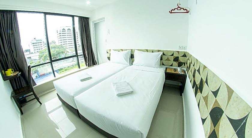 GRAND BAGAN HOTEL SDN BHD