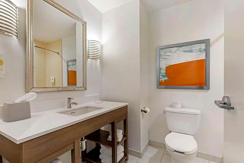 Comfort Inn & Suites Chestertown