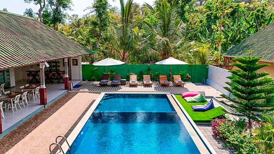 Kesari Glory Nusa Penida by GenuineHost