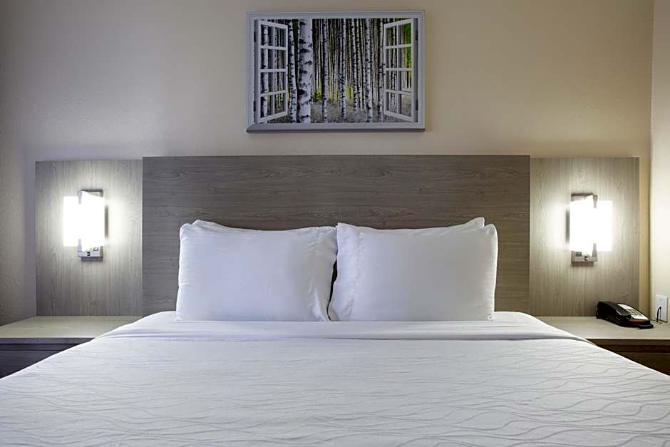 Hotel Aspen Flagstaff/ Grand Canyon InnSuites