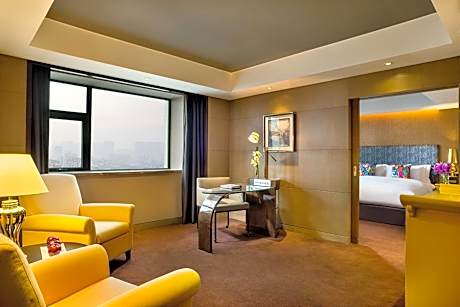 Two-Bedroom Family Suite with Two King Beds