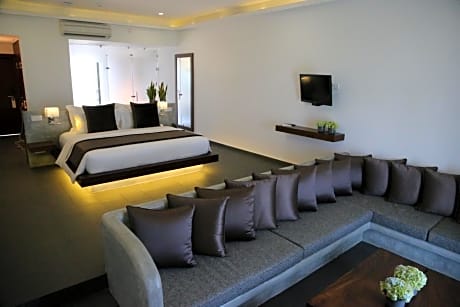 Two-Bedroom Suite with 25% Spa Discount