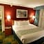 Days Inn & Suites by Wyndham Arlington Heights