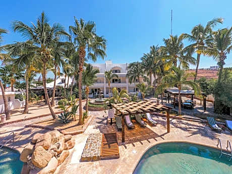 Hotel & Suites El Moro