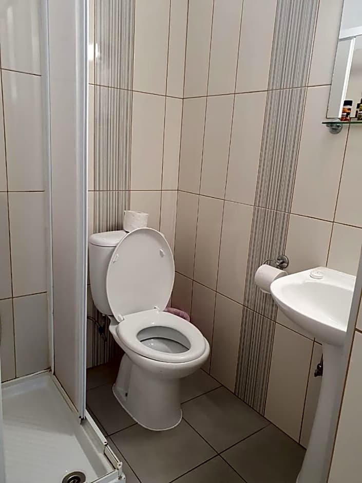 Sea CleoNapa Mandali