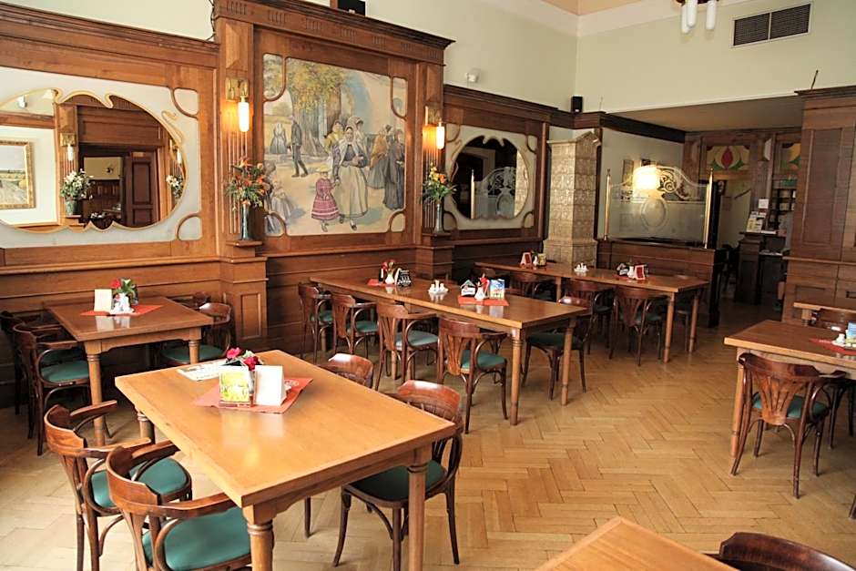 Hotel U Zeleneho stromu