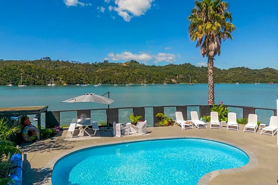 Oceans 88 Whitianga Coastal Suites