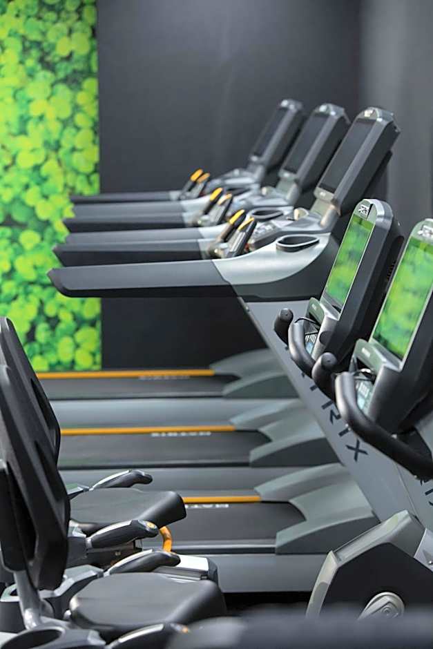 Renaissance by Marriott Albany Hotel