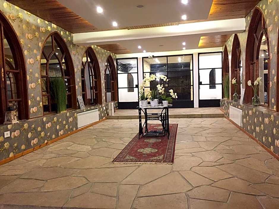 Chateau Deau Faraya