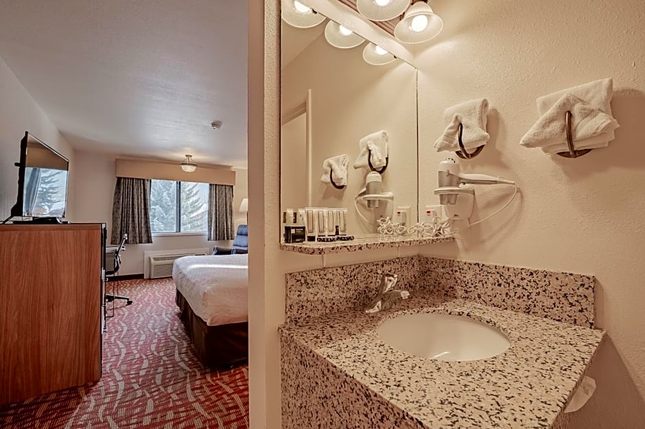 49'er Inn & Suites