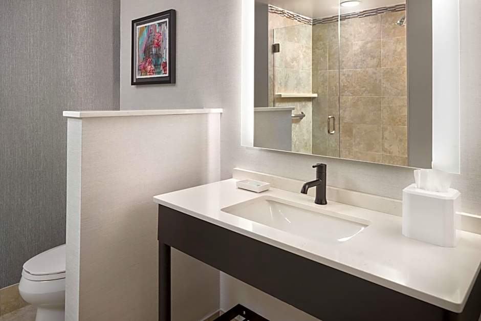 Courtyard by Marriott Washington, DC/Foggy Bottom