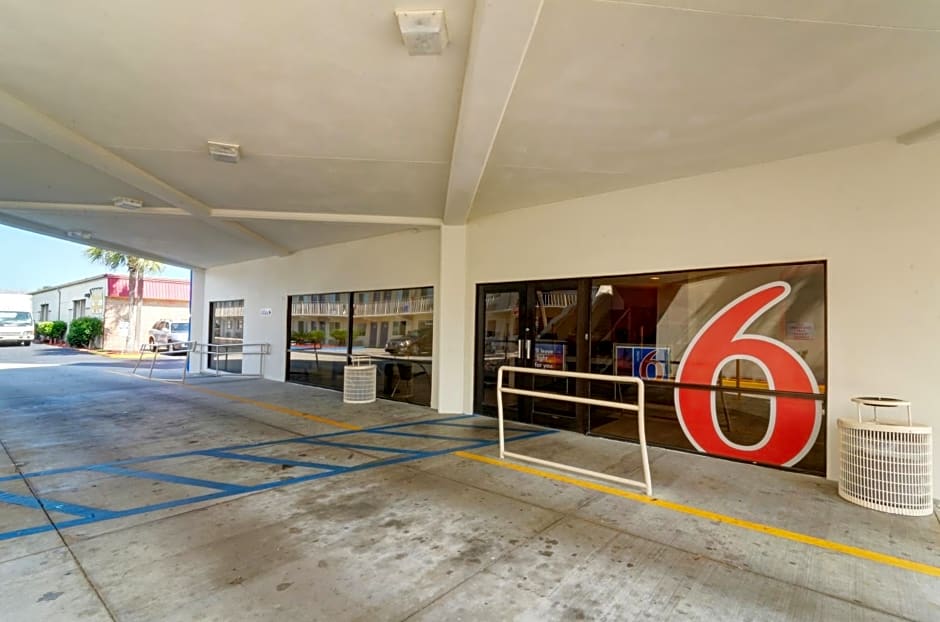 Motel 6-Destin, FL