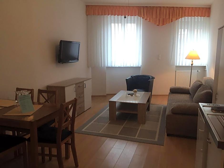 Hotel Rose Heidelberg inklusive Frühstück, Saunanutzung und Parkplätze nach Verfügbarkeit