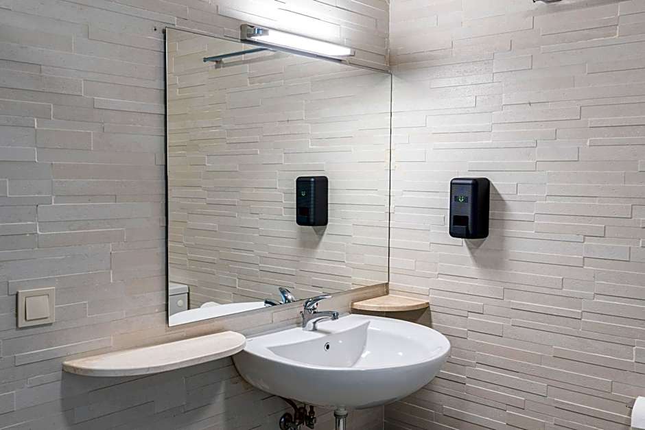 RCR Einstein studios 2