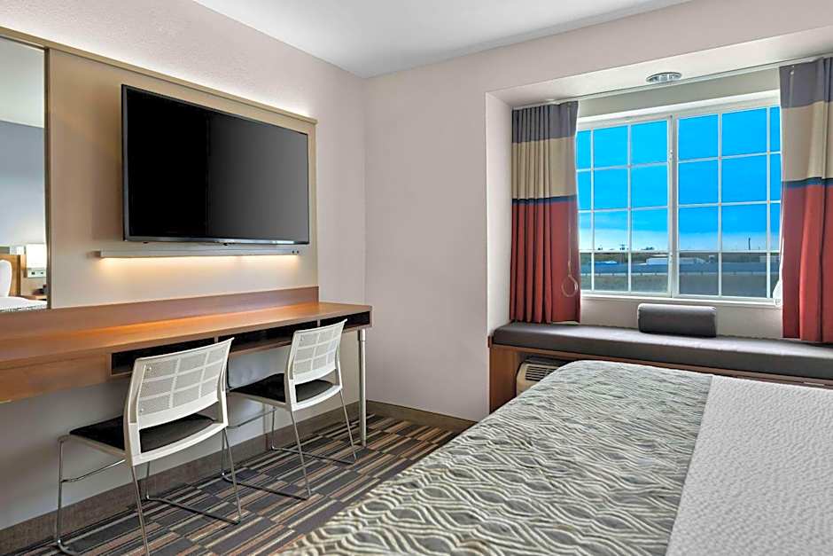 Microtel Inn And Suites By Wyndham Sweetwater